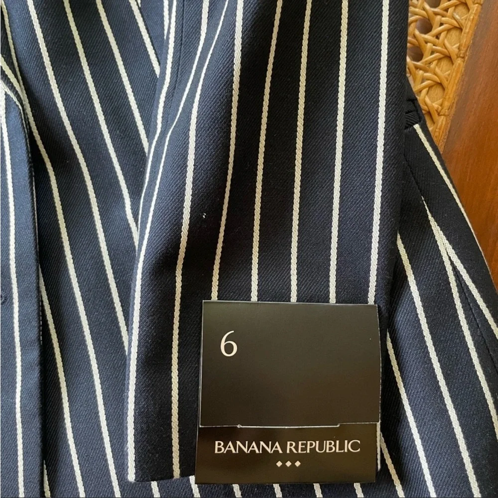 Banana Republic Navy Striped 2 Button Fitted Blazer - Picture 8 of 13